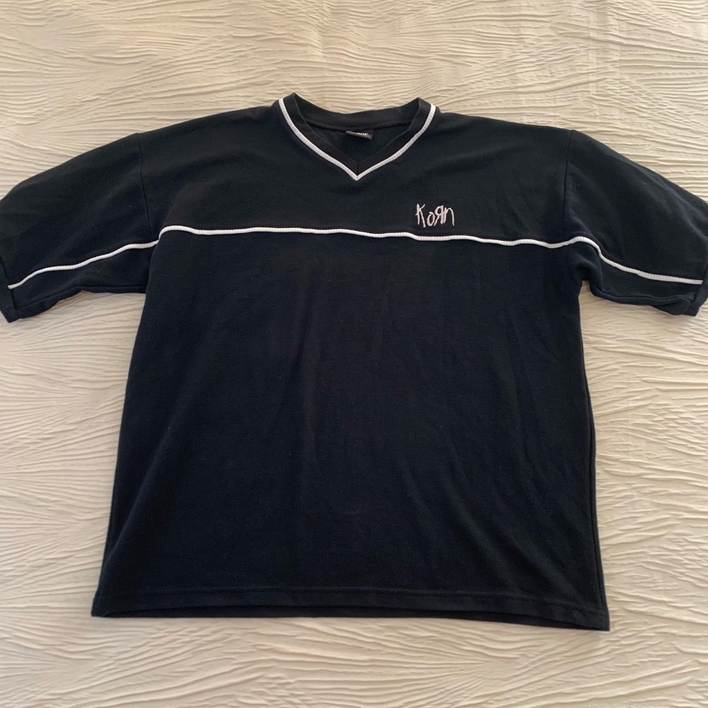Vintage 90s/Y2K Korn Embroidered V-Neck Merch T-shirt, Made in USA, size XXL
